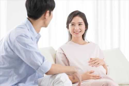 试管婴儿上海代孕，上海红房子二代试管婴儿费用